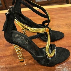 FSJ Women’s Flower Gold Metal High Heels